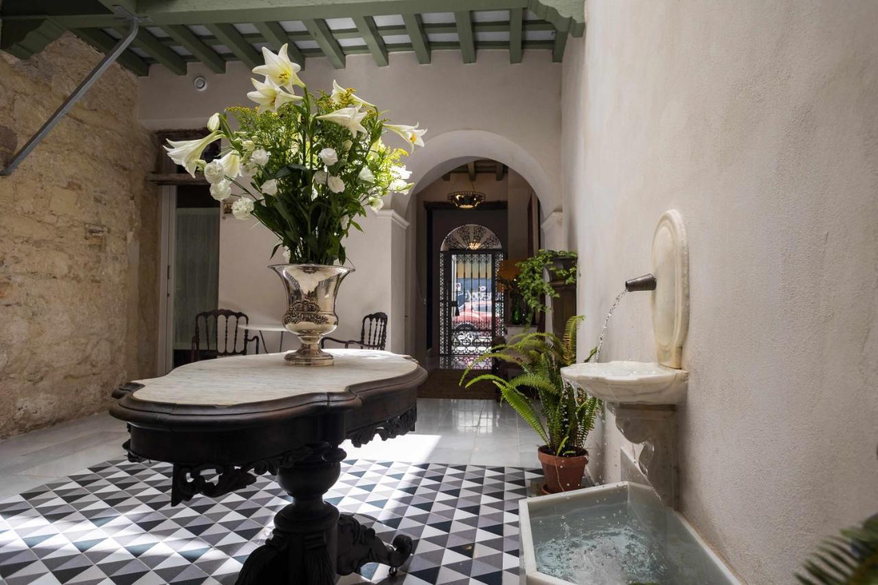 Casa Portus Gaditanus S XVIII Patio Andaluz El Puerto de Santa Maria Ngoại thất bức ảnh
